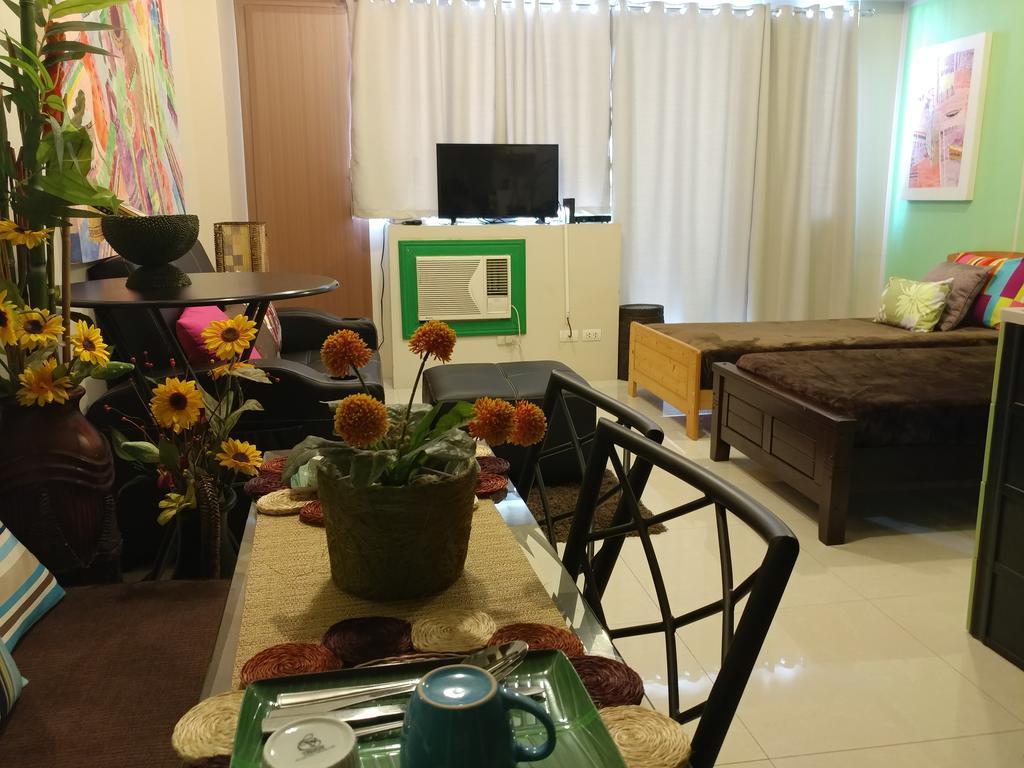 מנילה One Palm Tree Villas By Mary מראה חיצוני תמונה